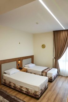 Pic-HotelRazavie-Room2-5