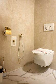 Pic-HotelRazavie-Room4-12