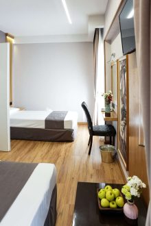 Pic-HotelRazavie-Room6-6